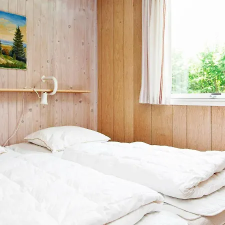 Two-bedroom Holiday In 23 * Ebeltoft